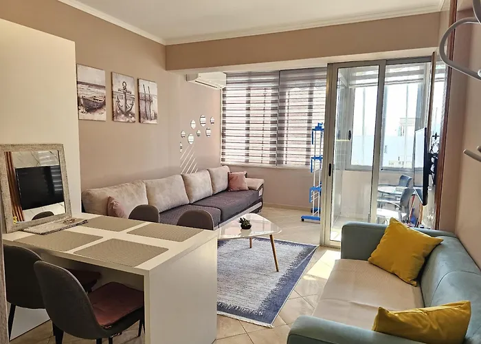 Marina Luxe Διαμέρισμα *